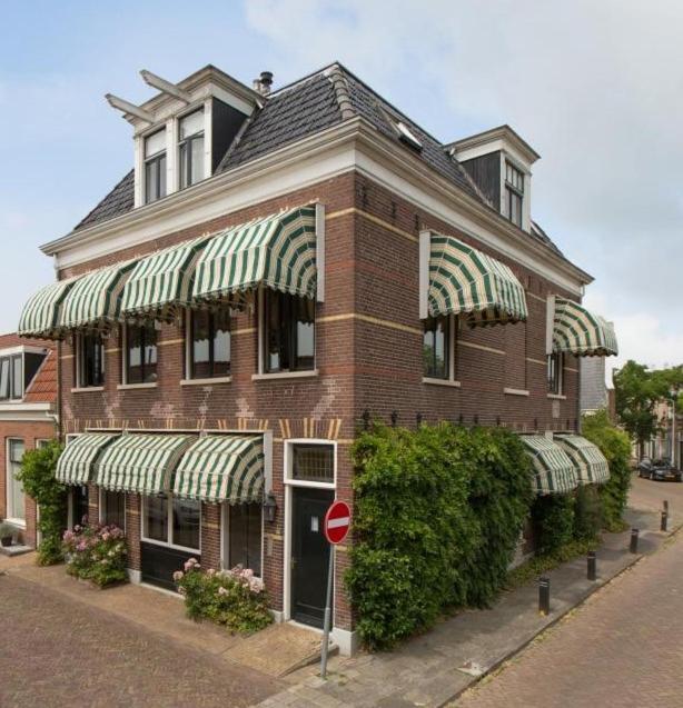 Lekkerwegbijleeuwen, 1 Minuut Naar Hartje Centrum Sneek Exterior photo